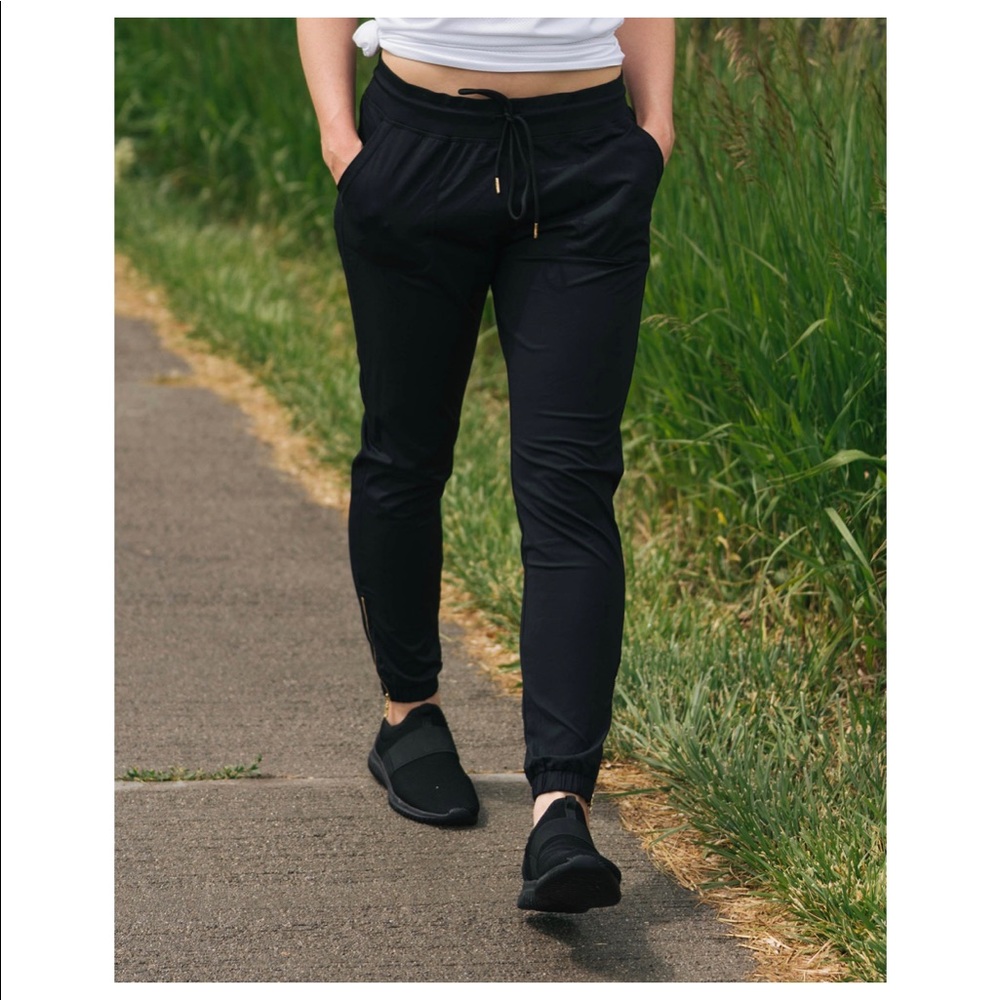 Zyia Peak Joggers